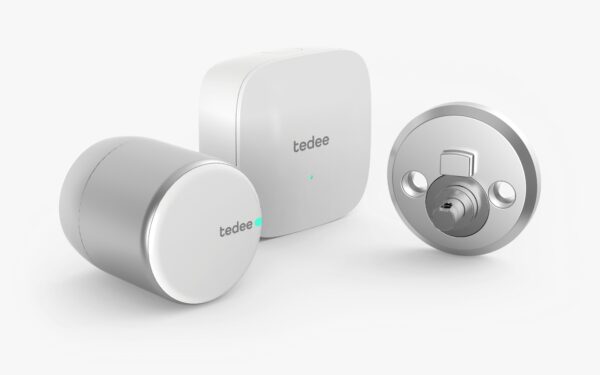 Kit Tedee Pro WiFi (cerradura + adaptador + Bridge)